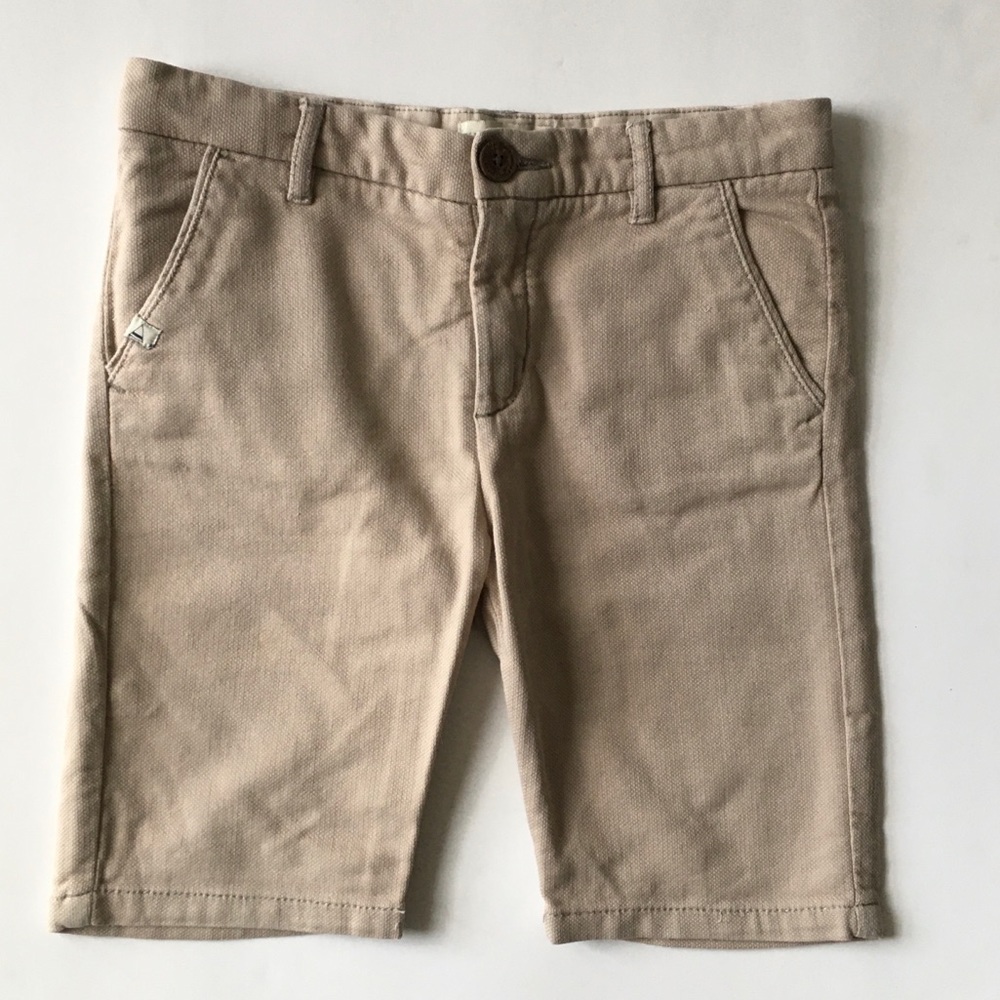 ZARA boys light to mid weight cotton shorts size 6 in taupe/beige.